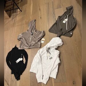 New with tags Women’s size xs Vuori tops (4)